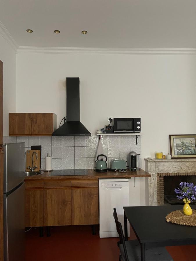 Apartment Dans Un Chateau Exceptionnel Du 18e Siecle